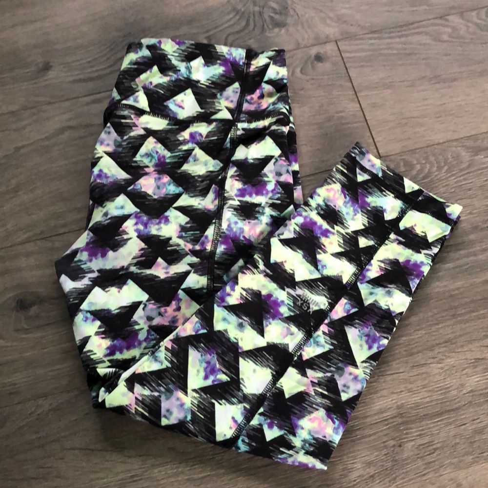 Victoria’s Secret crop sport leggings